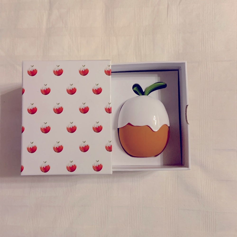 KKW Kimoji Peach